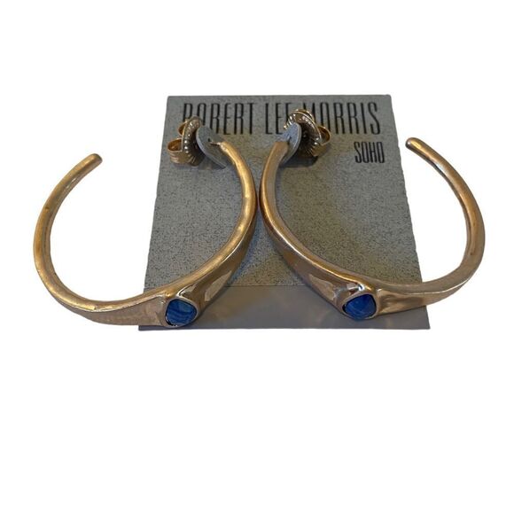 Robert Lee Morris Hammered Gold Toned Hoops w/ Royal Blue Faceted Stone. - Picture 1 of 7